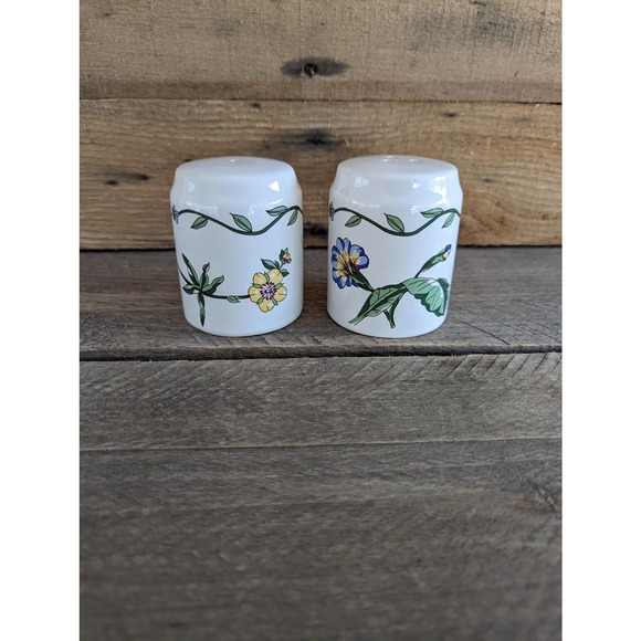 Vintage 1992 Terrace Blossoms Stoneware Salt and Pepper Set - Picture 3 of 6